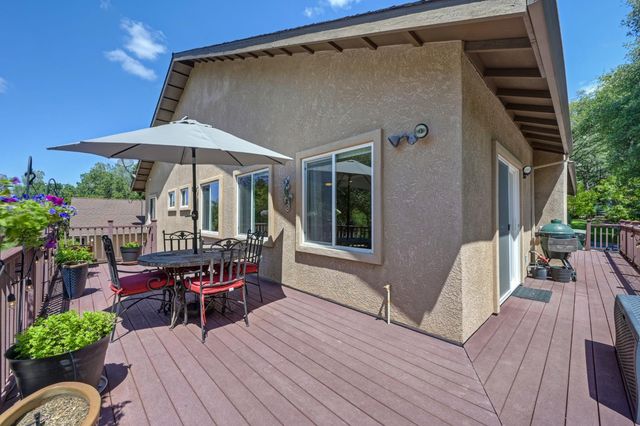 11604 Sherwood Way, Auburn, CA 95602
