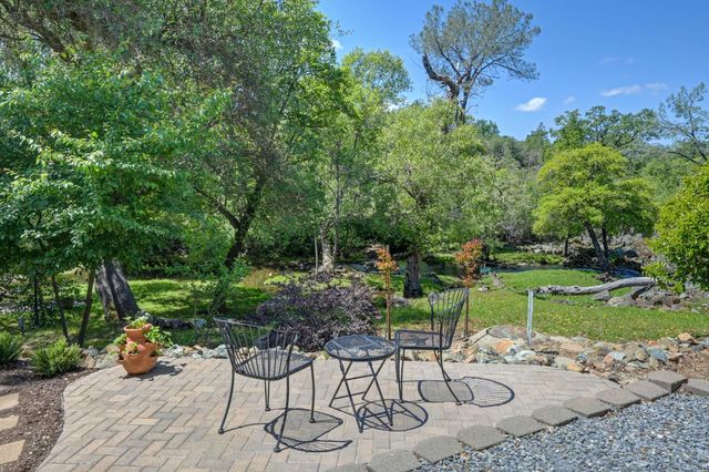 11604 Sherwood Way, Auburn, CA 95602