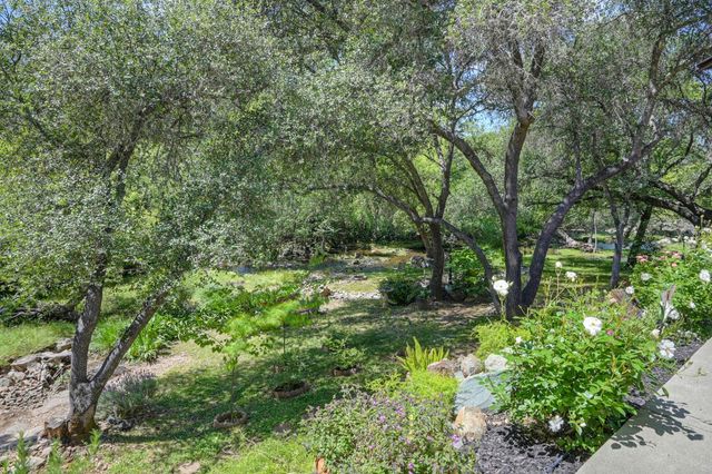 11604 Sherwood Way, Auburn, CA 95602