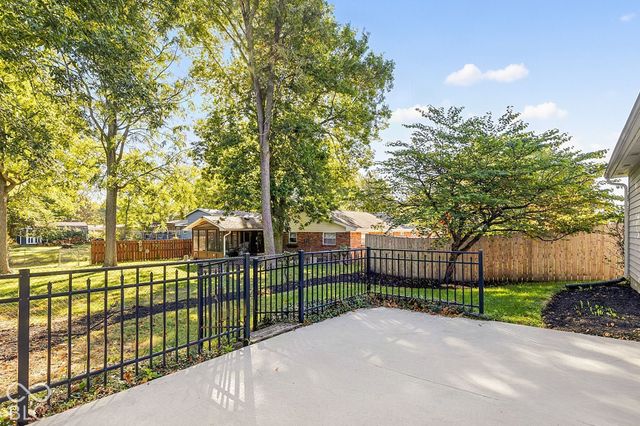 2457 Manita Drive, Indianapolis, IN 46234