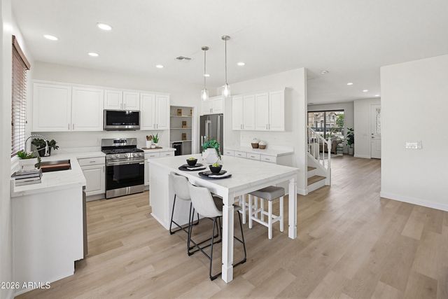 2798 E TEAKWOOD Place, Chandler, AZ 85249