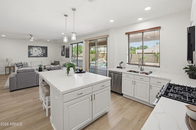 2798 E TEAKWOOD Place, Chandler, AZ 85249