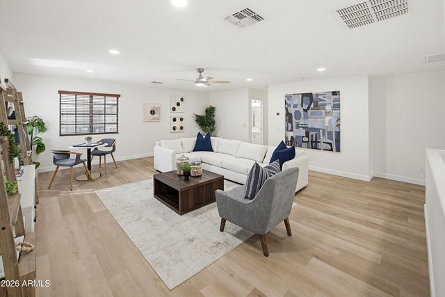 2798 E TEAKWOOD Place, Chandler, AZ 85249