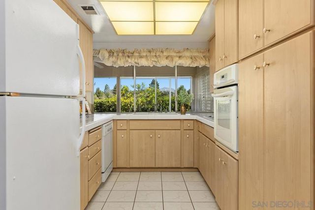 12226 Casero Ct., San Diego, CA 92128