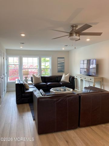107 Woodland Avenue REAR-2ND FL, Avon-by-the-sea, NJ 07717