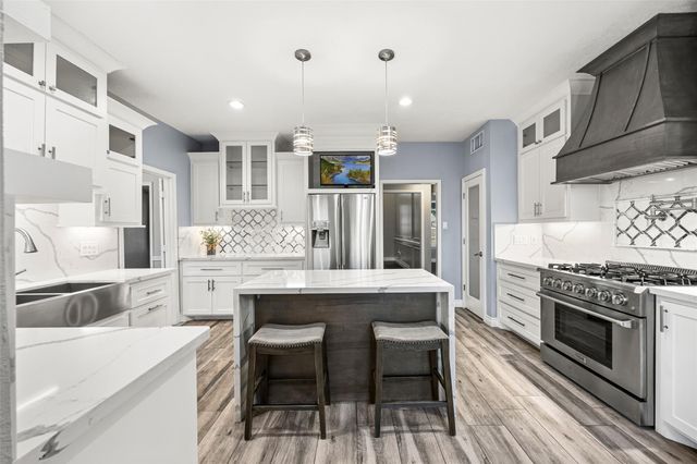 6822 Kemper Drive, Pasadena, TX 77505