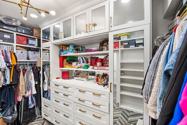 6822 Kemper Drive, Pasadena, TX 77505