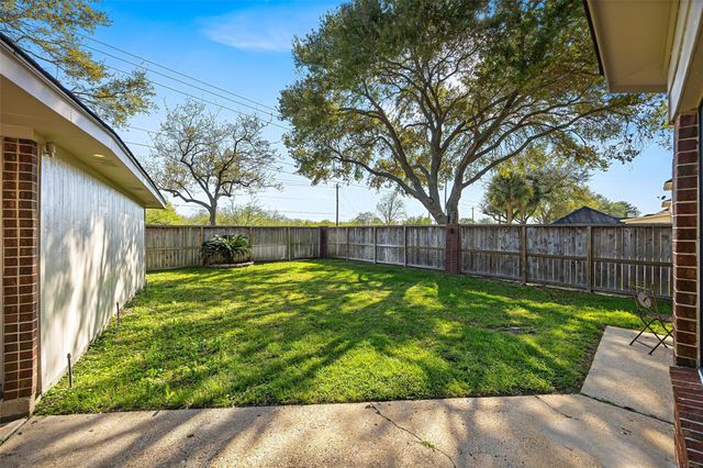 6822 Kemper Drive, Pasadena, TX 77505