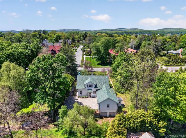 96 Hooker Avenue, Poughkeepsie, NY 12601