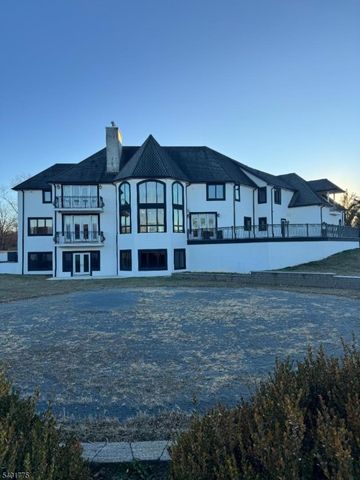 2185 Amwell Rd, Franklin Twp., NJ 08873