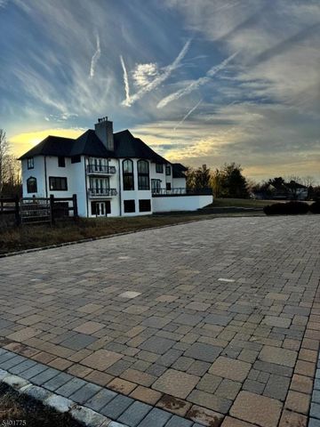 2185 Amwell Rd, Franklin Twp., NJ 08873