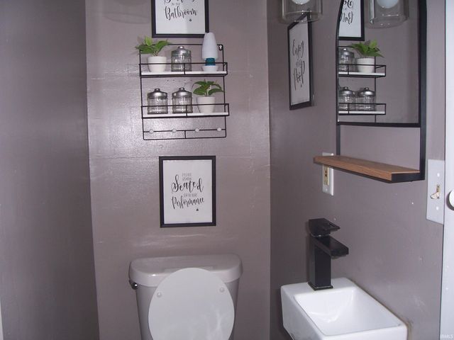 207 E Miami Avenue, Logansport, IN 46947