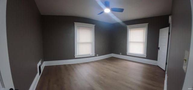 207 E Miami Avenue, Logansport, IN 46947