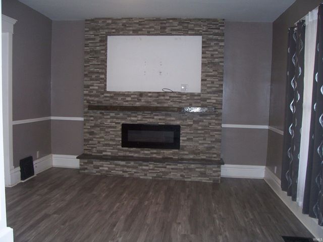 207 E Miami Avenue, Logansport, IN 46947