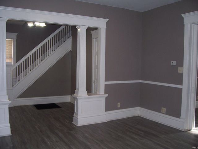 207 E Miami Avenue, Logansport, IN 46947