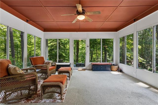 7483 Gloucester Village DR, Gloucester, VA 23061