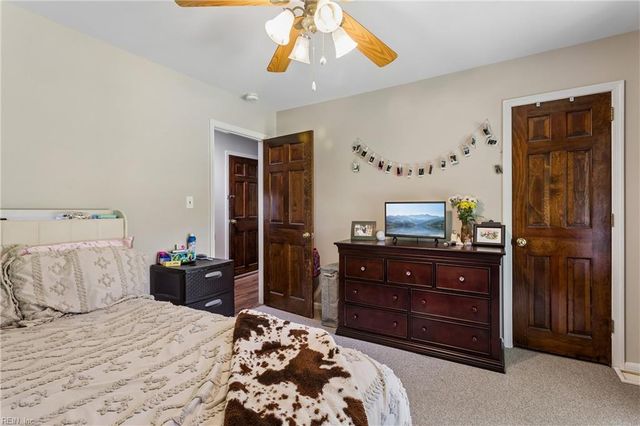 7483 Gloucester Village DR, Gloucester, VA 23061