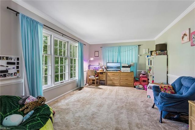 7483 Gloucester Village DR, Gloucester, VA 23061