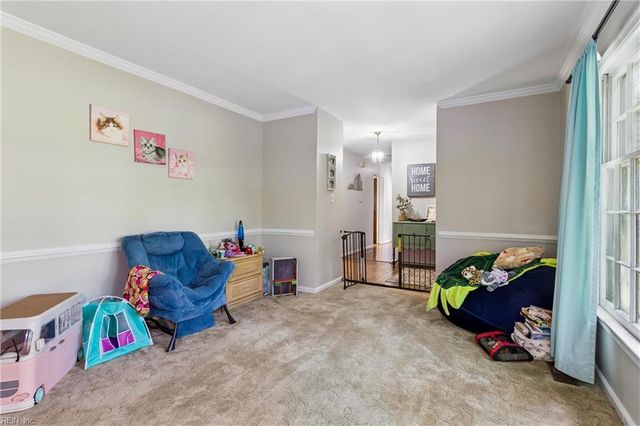 7483 Gloucester Village DR, Gloucester, VA 23061