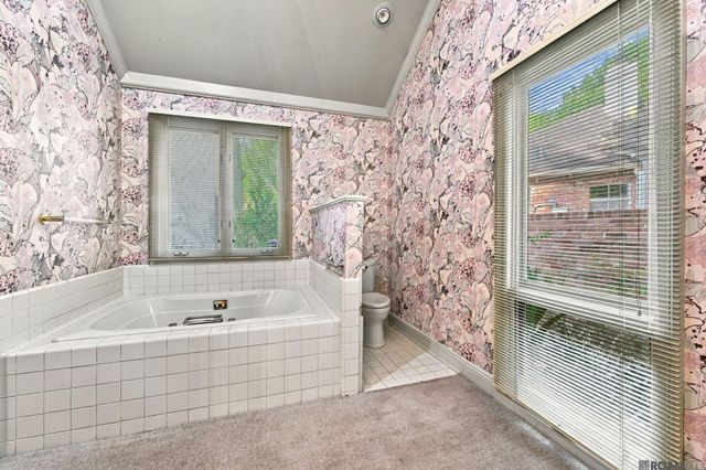 1454 Applewood Rd, Baton Rouge, LA 70808