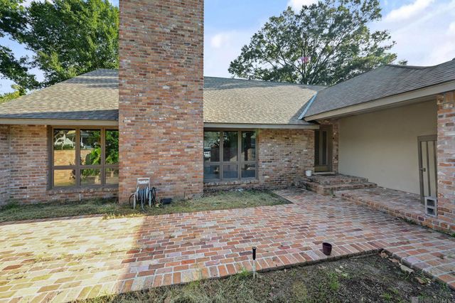 1454 Applewood Rd, Baton Rouge, LA 70808