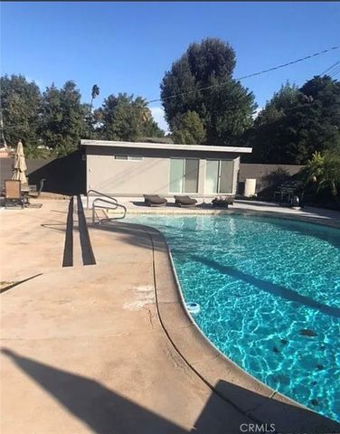17548 Marilla, Northridge, CA 91325