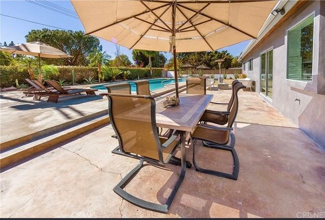 17548 Marilla, Northridge, CA 91325