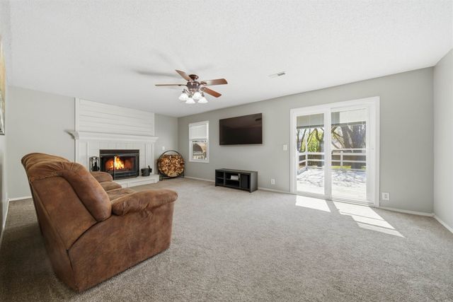 123 E Sandhill Rd, Derby, KS 67037