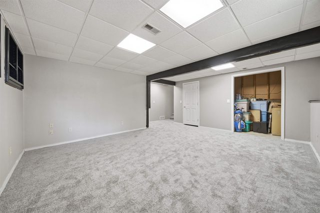 123 E Sandhill Rd, Derby, KS 67037