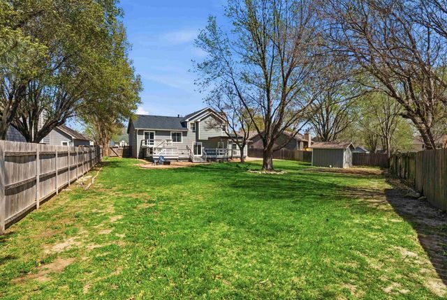 123 E Sandhill Rd, Derby, KS 67037