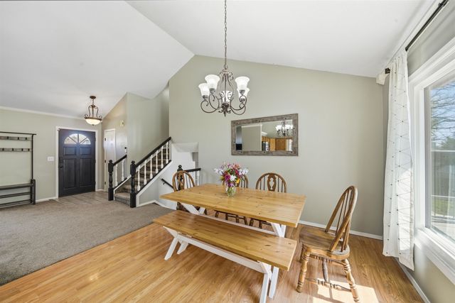 123 E Sandhill Rd, Derby, KS 67037