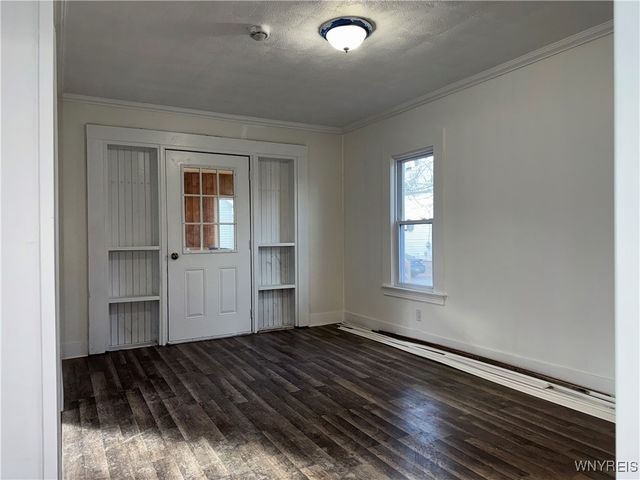 11 Hall St Street, Batavia City, NY 14020