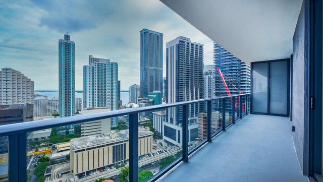45 SW 9th Street 2502, Miami, FL 33130