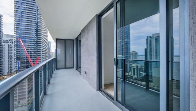 45 SW 9th Street 2502, Miami, FL 33130