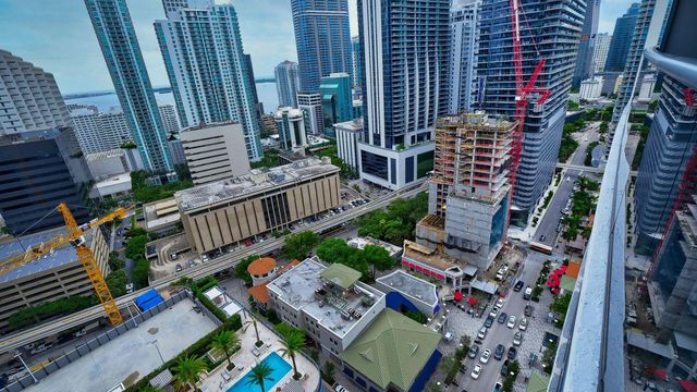 45 SW 9th Street 2502, Miami, FL 33130