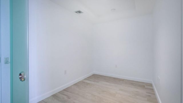 45 SW 9th Street 2502, Miami, FL 33130