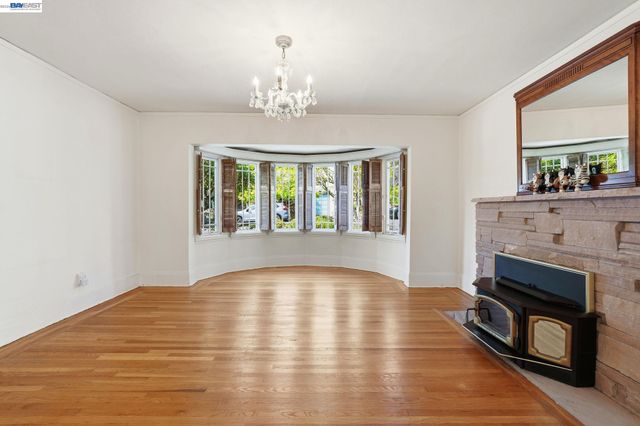 1130 Ranleigh Way, Piedmont, CA 94610