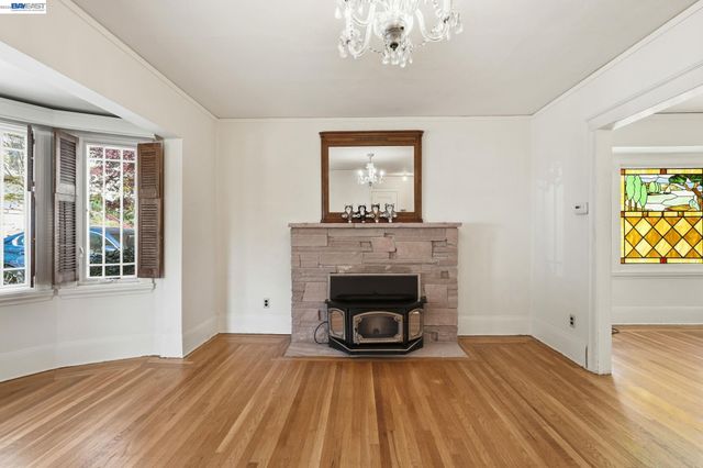 1130 Ranleigh Way, Piedmont, CA 94610