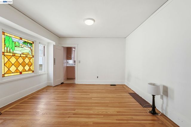 1130 Ranleigh Way, Piedmont, CA 94610