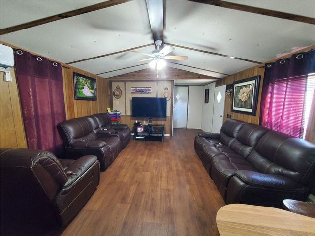 19059 Rolling Hills Drive, Porter, TX 77365