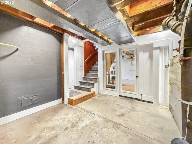 1025 HILLCREST Dr, Baker City, OR 97814