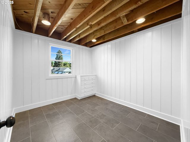 1025 HILLCREST Dr, Baker City, OR 97814