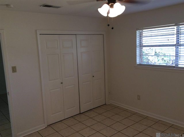 8471 Marcel Ave, Baton Rouge, LA 70809