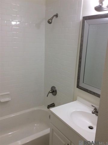 8471 Marcel Ave, Baton Rouge, LA 70809