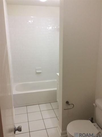 8471 Marcel Ave, Baton Rouge, LA 70809