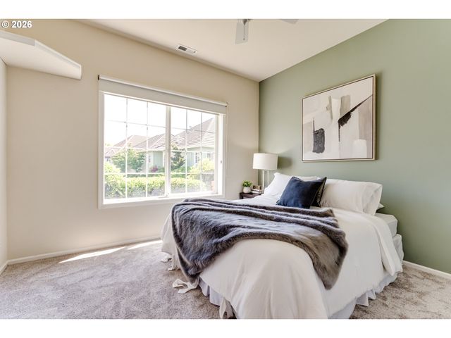 3344 LAKEMONT Dr, Eugene, OR 97408