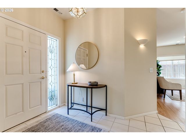 3344 LAKEMONT Dr, Eugene, OR 97408