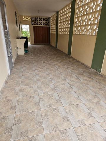 . SANTA JUNITA R-20, Bayamon, PR 00956