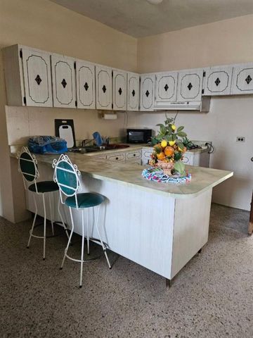 . SANTA JUNITA R-20, Bayamon, PR 00956