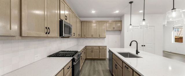 14149 Gallatin Street, Pilot Point, TX 76258